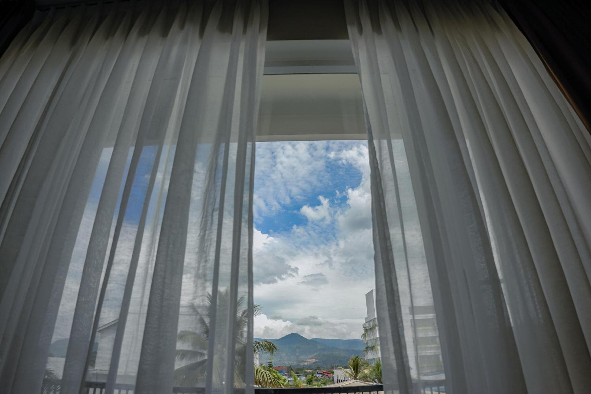 Montagne Regency Hotel Kampot Luaran gambar