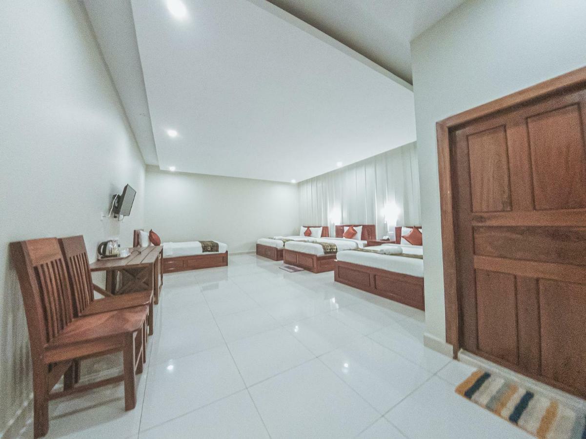 Montagne Regency Hotel Kampot Luaran gambar